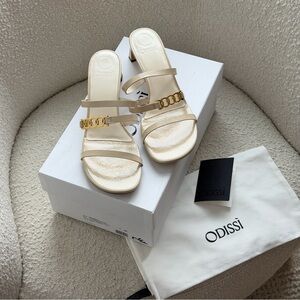 Odissi JULIET LEATHER HEEL SANDAL IN NATURAL size 40 (new in a box)